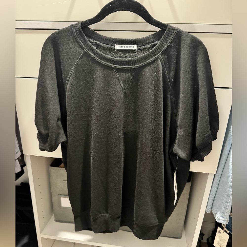 Chic black top